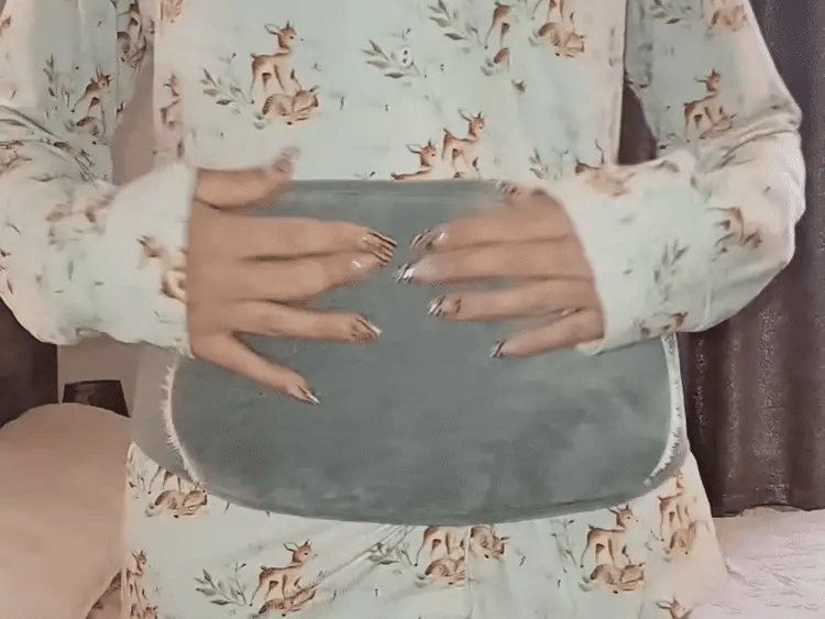 Vensonic™ Wearable Hot Water Bottle set (Free Gift: Cover + Travel Pouch)